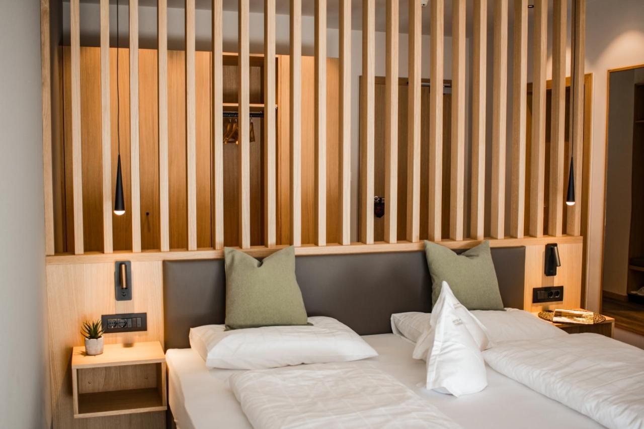 Hotel Theresia San Leonardo in Passiria Exterior foto